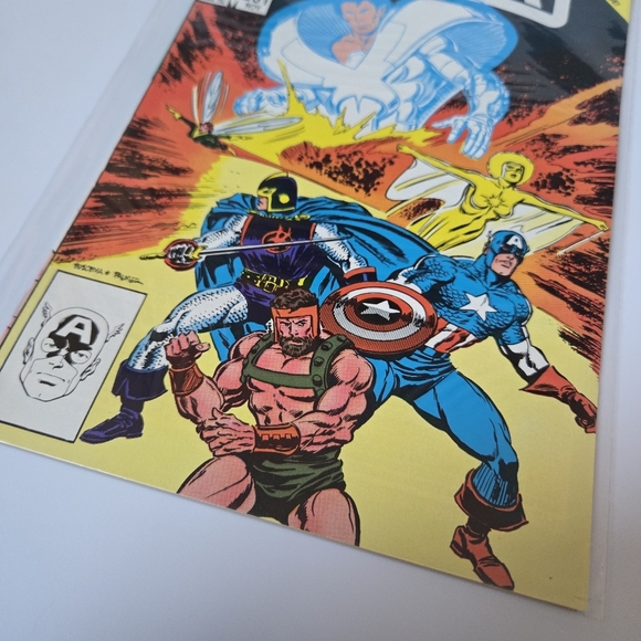 Marvel The Avengers Comic Book - Picture 3 of 6